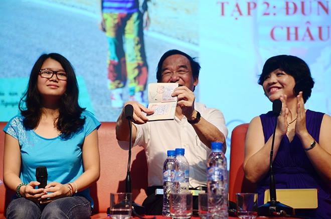 Huyen Chip trinh visa, ly giai viec kiem tien o song bac hinh anh