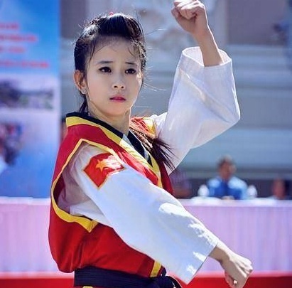 Nu vo si khien dan mang chao dao bi con trai… so hinh anh