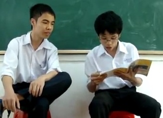 Hai bai van ta bo ly ky nhu phim hanh dong hinh anh