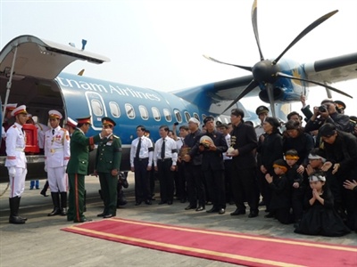 Ngay dac biet cua to bay cho linh cuu Dai tuong hinh anh