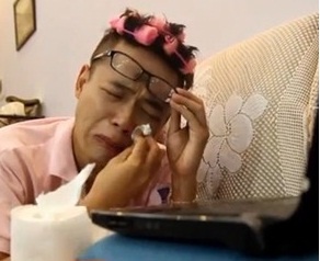 Clip ’10 diem khac biet giua trai va gay’ gay tranh cai hinh anh