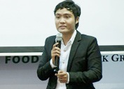 Nam sinh lap trung tam the duc cho… ba bau hinh anh