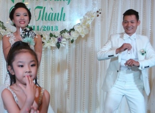 Clip truong nhom Big Toe nhay mua cung co dau lech 20 tuoi hinh anh