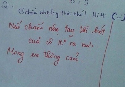 Doi dap di dom cua co giao va hoc tro trong bai kiem tra hinh anh