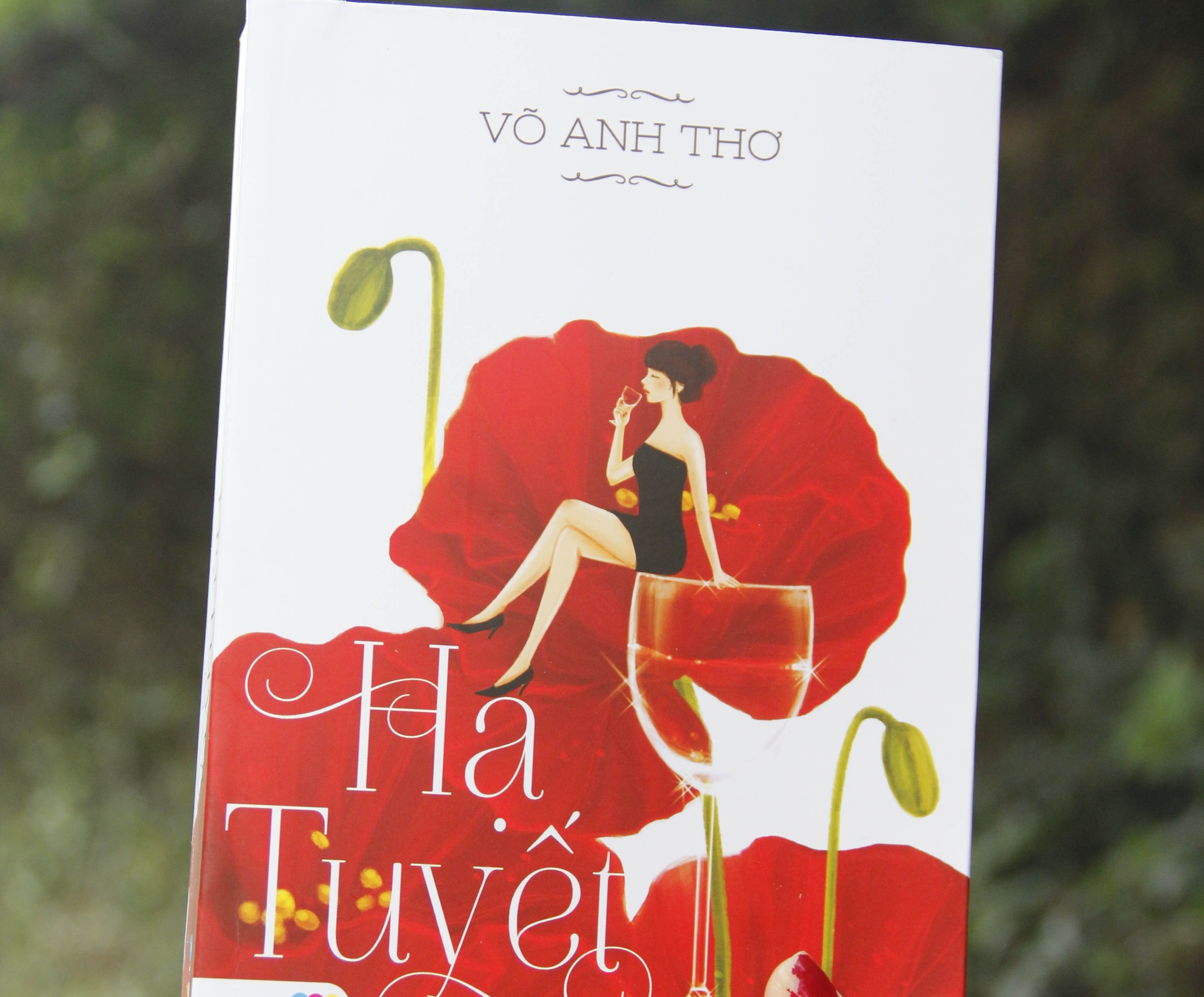 Ha Tuyet - Tinh yeu kho tin nhu tuyet roi giua mua he hinh anh