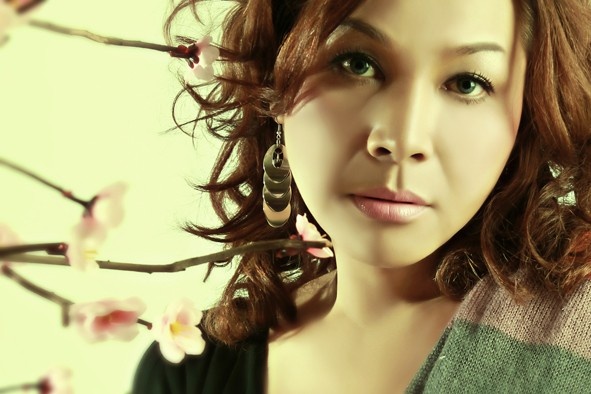 Tu truyen cua ca si chuyen gioi Le Duy: Bi 'cuong hiep' hinh anh