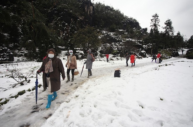 52 nam moi co mua tuyet vao thang 12 hinh anh