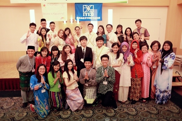 15 sinh vien duoc gap go phu nhan thu tuong hinh anh