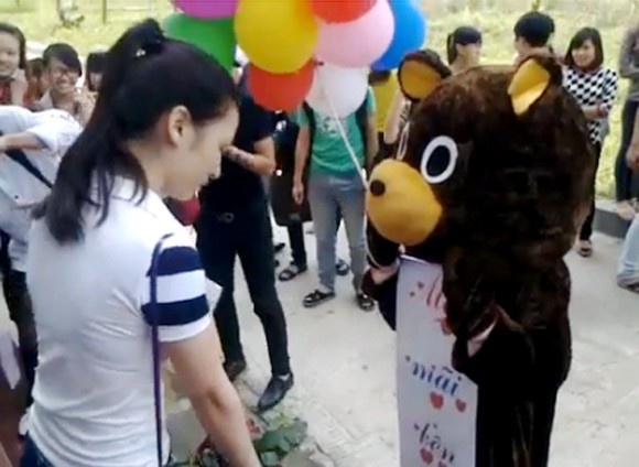 Hoc duoc gi tu 4 scandal tinh ai hot nhat nam 2013 hinh anh