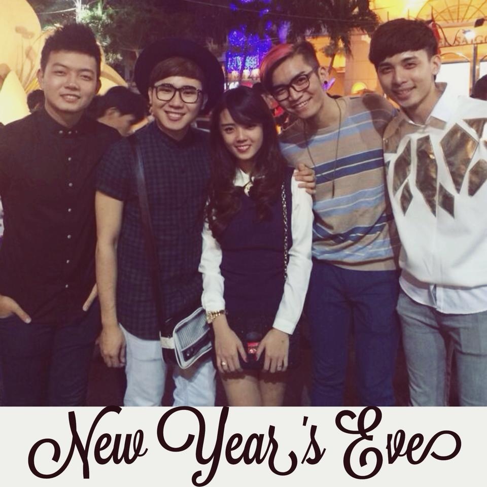 Cu dan mang tung anh Tet, dem nguoc thoi khac den giao thua hinh anh