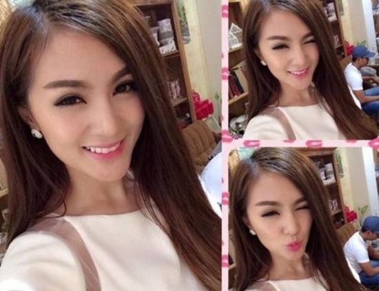Hot girl Kelly so e nen ban khoan chuyen to tinh hinh anh