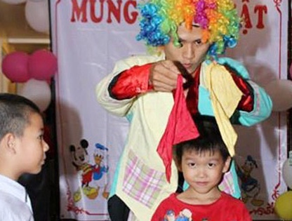 Ao thuat gia bat mi tiet muc ngoi thien tren khong hinh anh