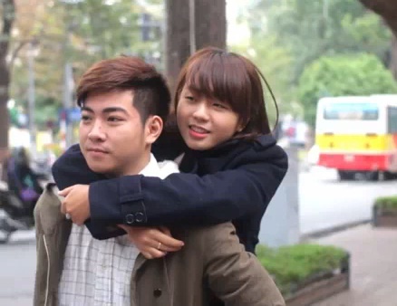 Chuyen tinh yeu cua co gai mu hinh anh