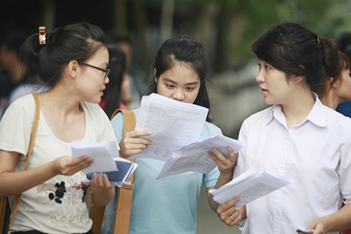 Thay doi to chuc thi tot nghiep THPT 2014 hinh anh