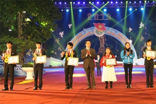 8X kiem 9 ty/nam duoc de cu guong mat tre tieu bieu VN hinh anh
