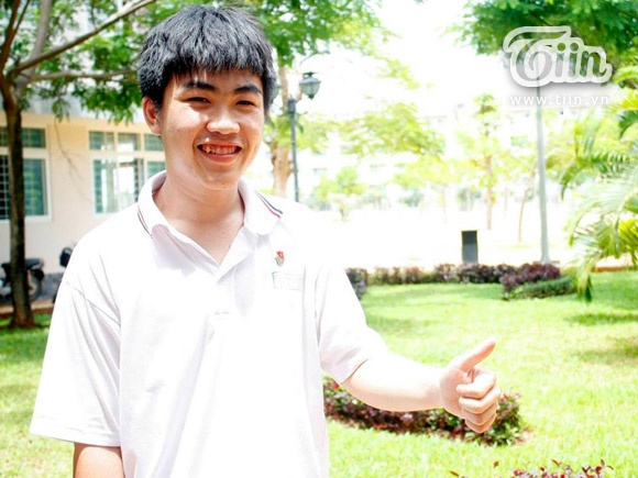Cậu học trò hiếm của lớp chuyên Văn: Phạm Lê Minh Khang.
