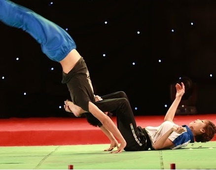 Man dau vo cua co giao the duc tuong lai hinh anh