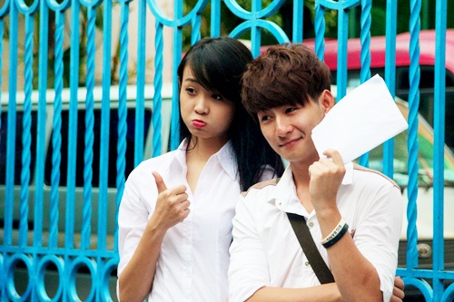 Mỹ Nhân cho biết, do bị tai nạn gặp phải đầu năm học khiến cô nghỉ học nhiều ngày, điều trị ở nhà, không có giấy theo dõi của bác sĩ nên đã quyết định rút hồ sơ.