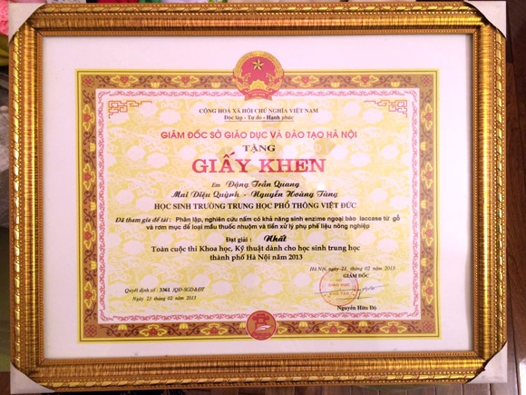 Phần thưởng dành cho công trình nghiên cứu của ba bạn học trò Việt Đức.