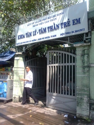 Cơ sở khám bệnh tâm thần cho trẻ em rất chật chội.
