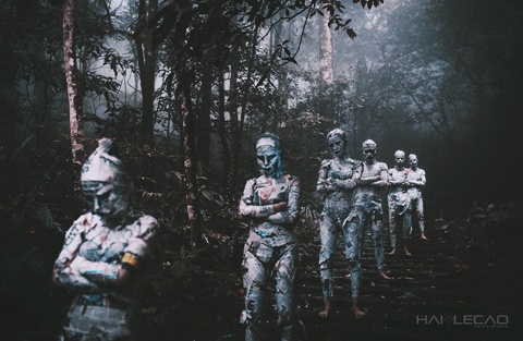 Sau khi được chia sẻ 1 ngày, bộ ảnh đã thu hút rất nhiều lượt like, coment và lời trầm trồ khen ngợi cho ý tưởng độc đáo của tác giả. Bên cạnh đó, những chia sẻ còn thể hiện sự ngưỡng mộ dành cho ê kíp thực hiện hị vọng sẽ 