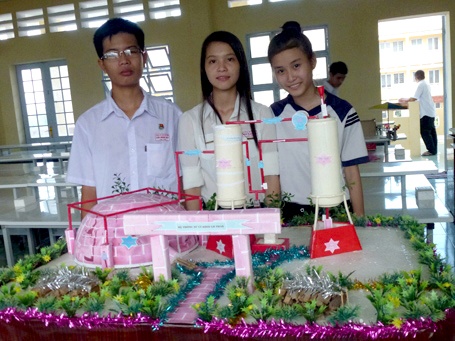 Vao thang dai hoc nho hut khoi lo than hinh anh