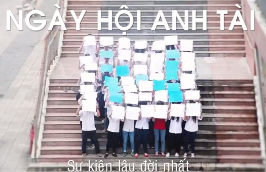 Clip thoi hoc sinh duoi ngoi truong Ams hinh anh