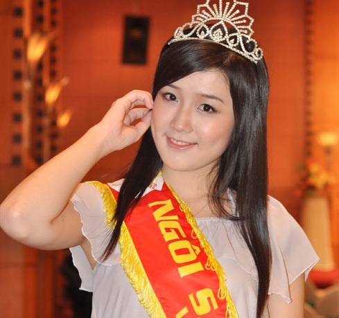 Trong kỳ thi tốt nghiêp năm 2010, Xuân Mai tốt nghiệp loại khá, được 43,5 điểm. Bằng tốt nghiệp THPT của Xuân Mai thuộc loại Khá. 