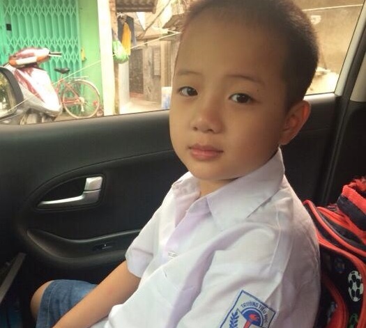 Bat mi ve cau be ta bo luoi chi thich nam uon hinh anh