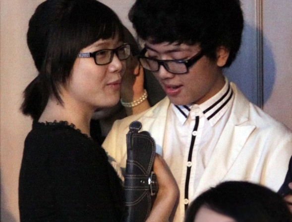 Da tiec cuoi nam soi dong cua teen Chuyen Ngu hinh anh