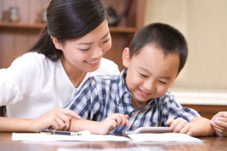 Thu cua nguoi me gui con dat danh hieu hoc sinh kha hinh anh