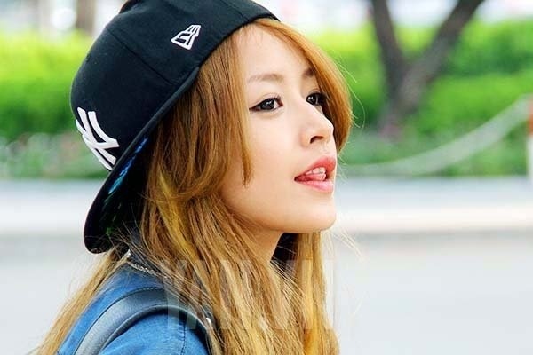 Chi Pu, Ngoc Thao bat mi thoi ho bao truong mau giao hinh anh