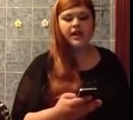 Co gai Hungari cover ‘Nam lay tay anh’ hinh anh