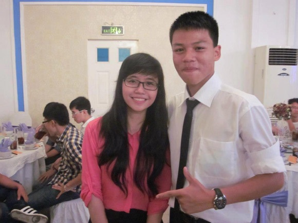 Dai hoc va World Cup, ben nao nang hon? hinh anh