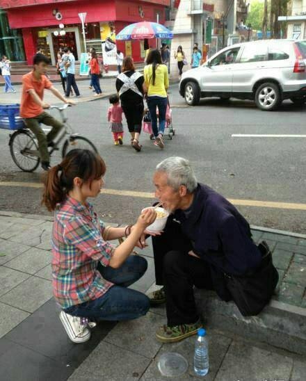 Hành động đẹp được cộng đồng lan tỏa.