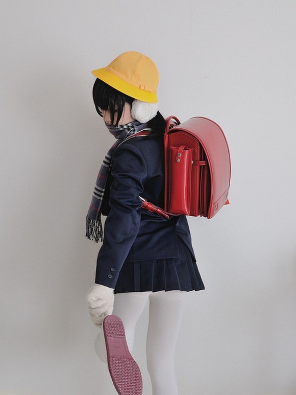 Cũng là 1 trong những nhân vật nổi tiếng với tạo hình giả gái là cặp song sinh đến từ Nhật Bản. Trong mỗi bức hình, 2 chàng trai luôn xuất hiện trong những bộ váy áo cực đáng yêu. 