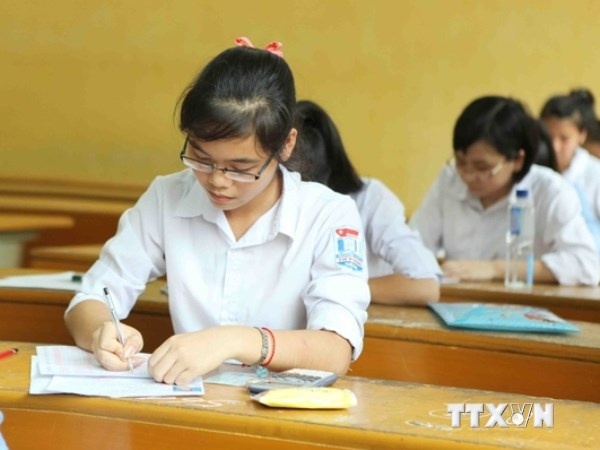 Thí sinh dự thi đại học. 