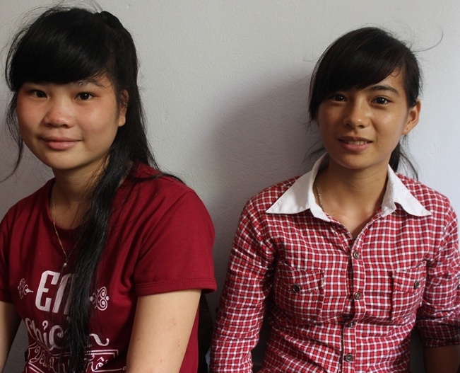 Nu sinh hai vai 12 tieng/ngay lay tien lo phi thi hinh anh