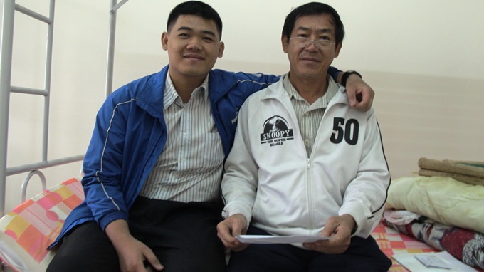 Lan loi 140 km duong deo dua cha di thi dai hoc hinh anh