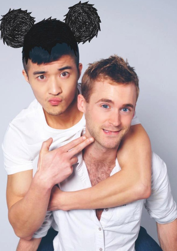 Sở hữu vẻ ngoài điển trai nên cả hai được mệnh danh là cặp đôi đồng tính hot nhất châu Á.