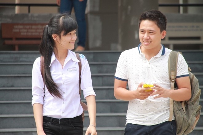 De thi va goi y dap an mon Sinh hoc cao dang khoi B hinh anh