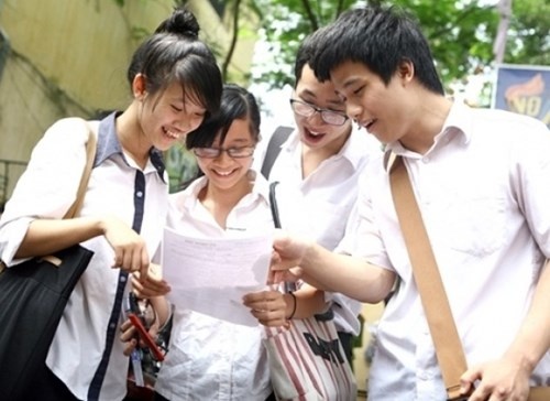 Them 683 hoc sinh nhan tin do DH hinh anh