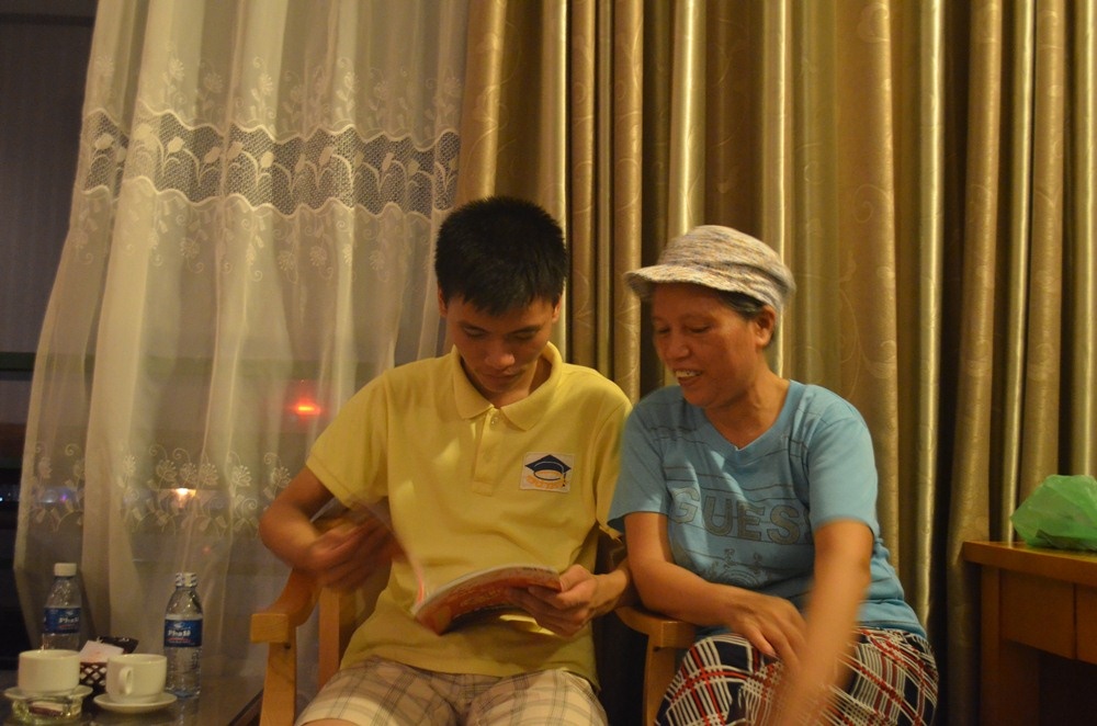 Ngọc Anh và mẹ.