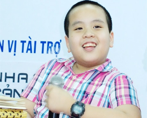 Clip Do Nhat Nam van dap tieng Anh hinh anh