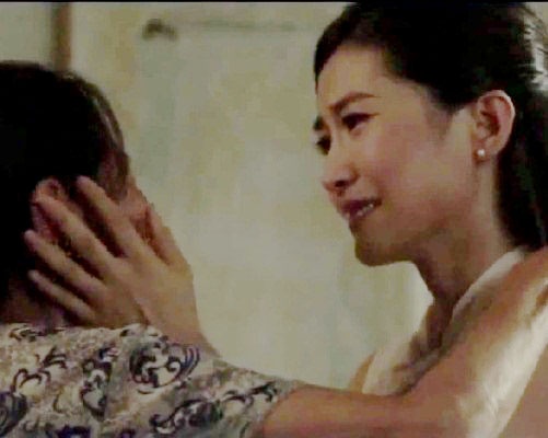 Clip mon chao truoc khi mat cua me khien dan mang bat khoc hinh anh