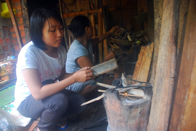 Hoc sinh dau DH diem cao duoc thuong tu 1-3 trieu dong hinh anh