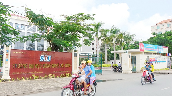 Trường ĐH Công nghệ Sài Gòn.