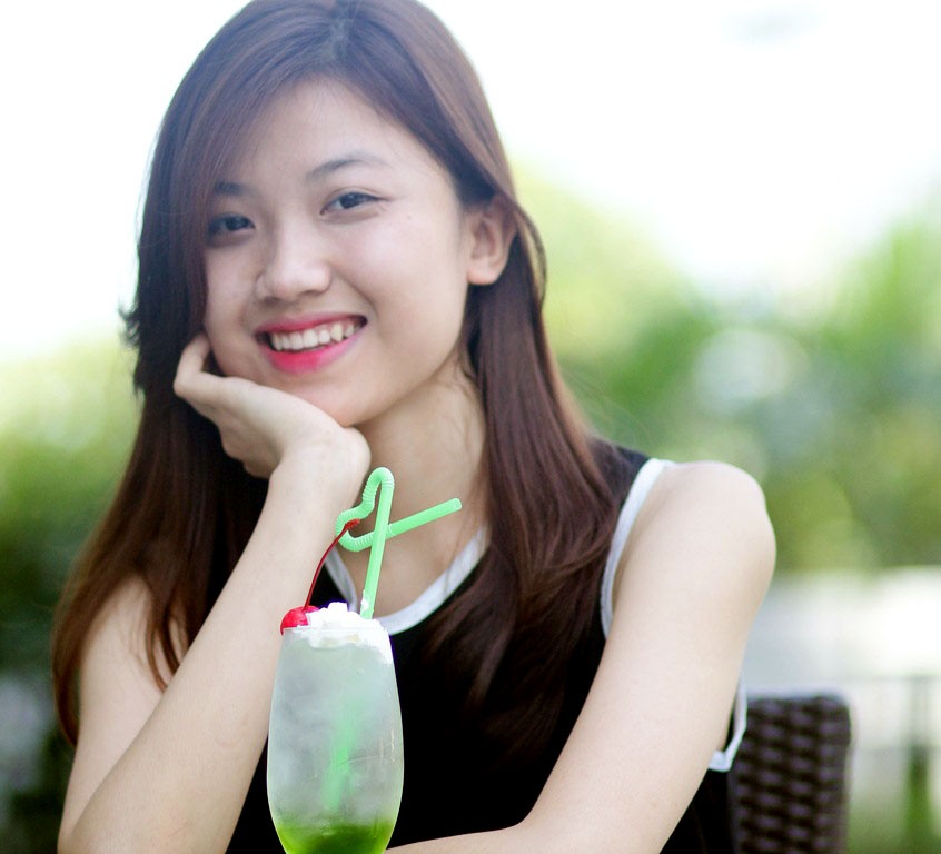 Thời gian này, Huyền Thanh mới lên Hà Nội nhập học, bắt đầu cuộc sống sinh viên còn nhiều lạ lẫm.