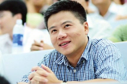 GS Ngô Bảo Châu.