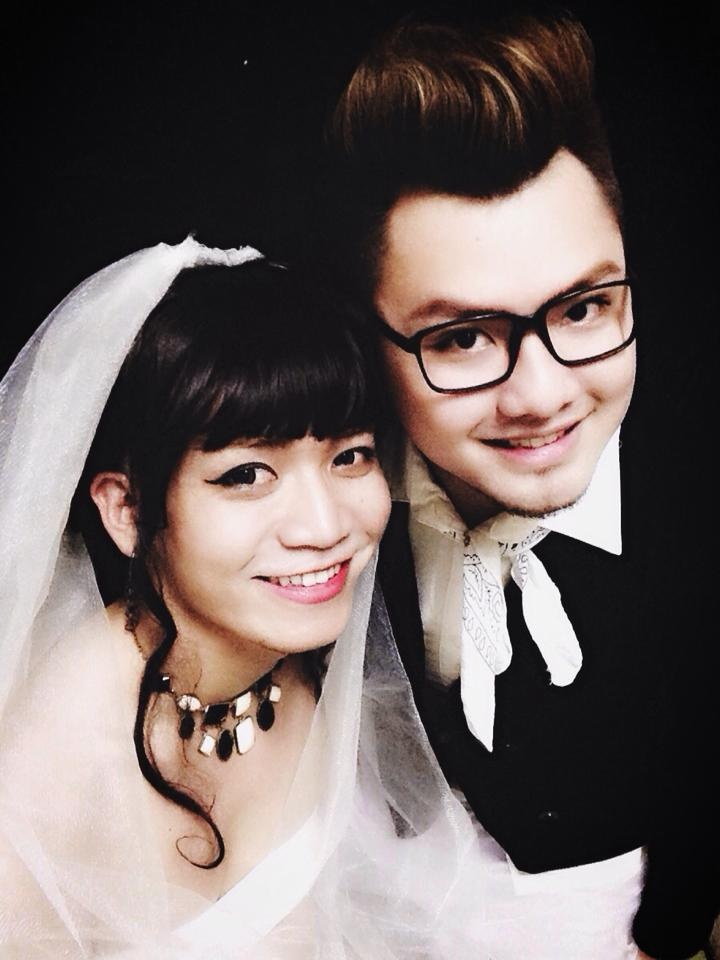 Hình ảnh Bảo Bảo và Quang Lâm trong trang phục cô dâu, chú rể.